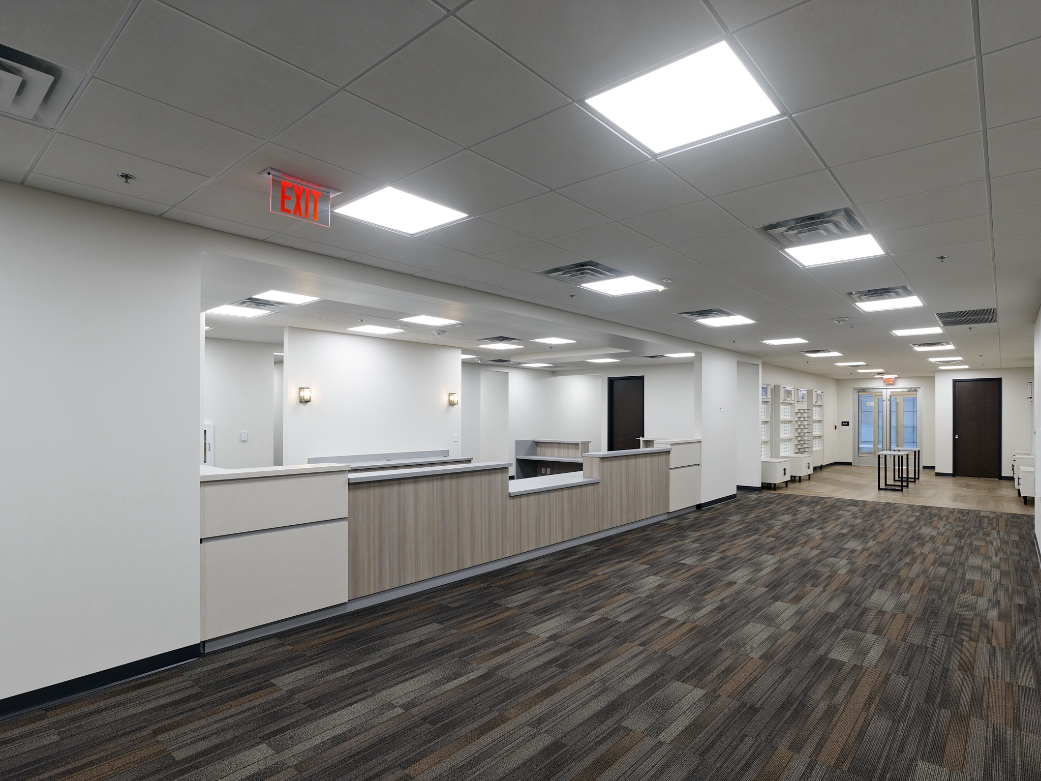 Reception and lobby of a first-generation medical suite in Pembroke Pines, Florida